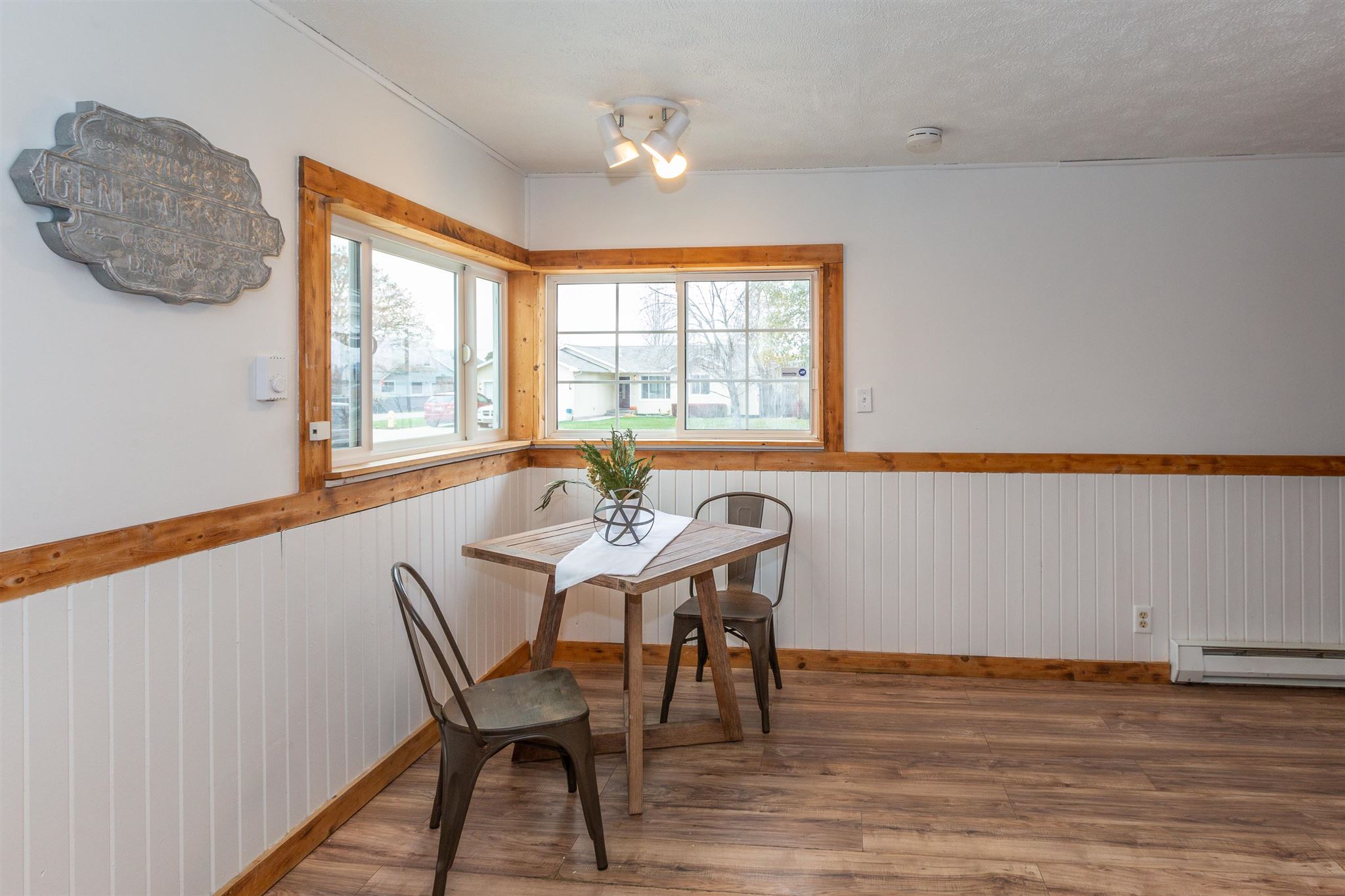 1104 North Vista Road Spokane Valley, WA 99212 - Photo 12 of 28