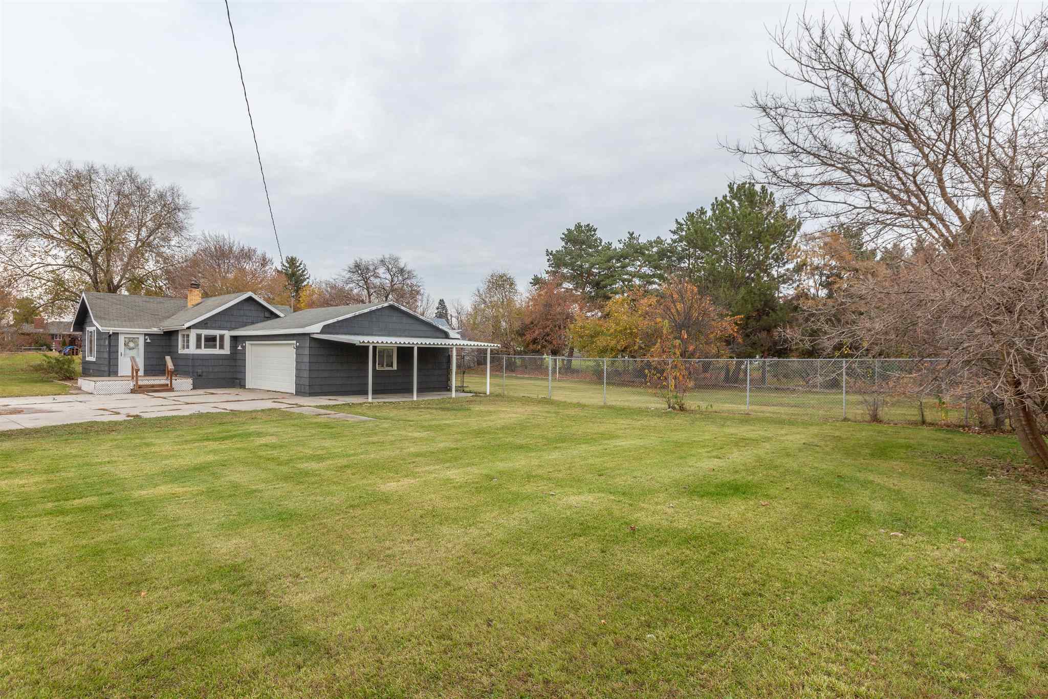 1104 North Vista Road Spokane Valley, WA 99212 - Photo 3 of 28
