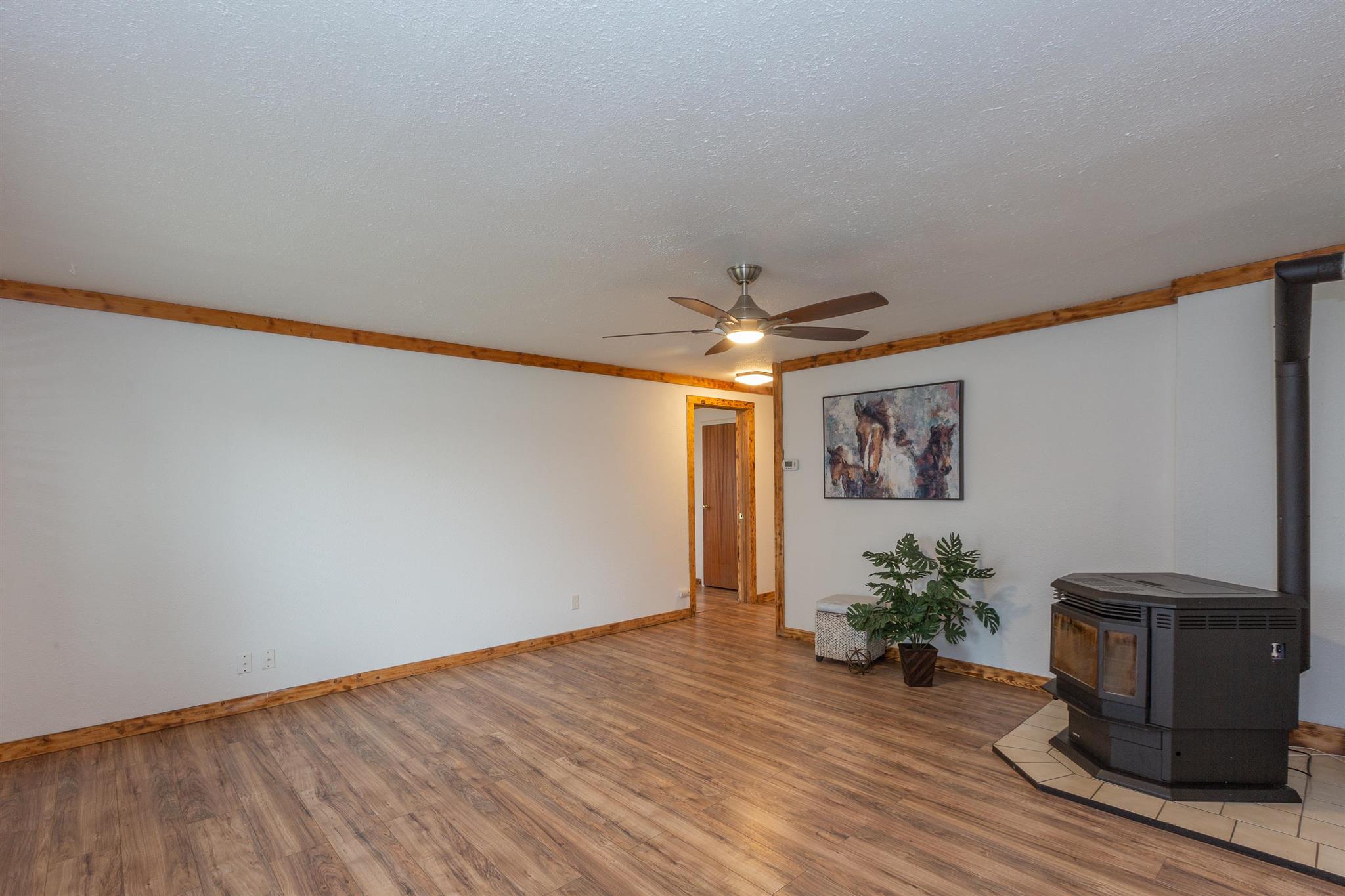 1104 North Vista Road Spokane Valley, WA 99212 - Photo 6 of 28