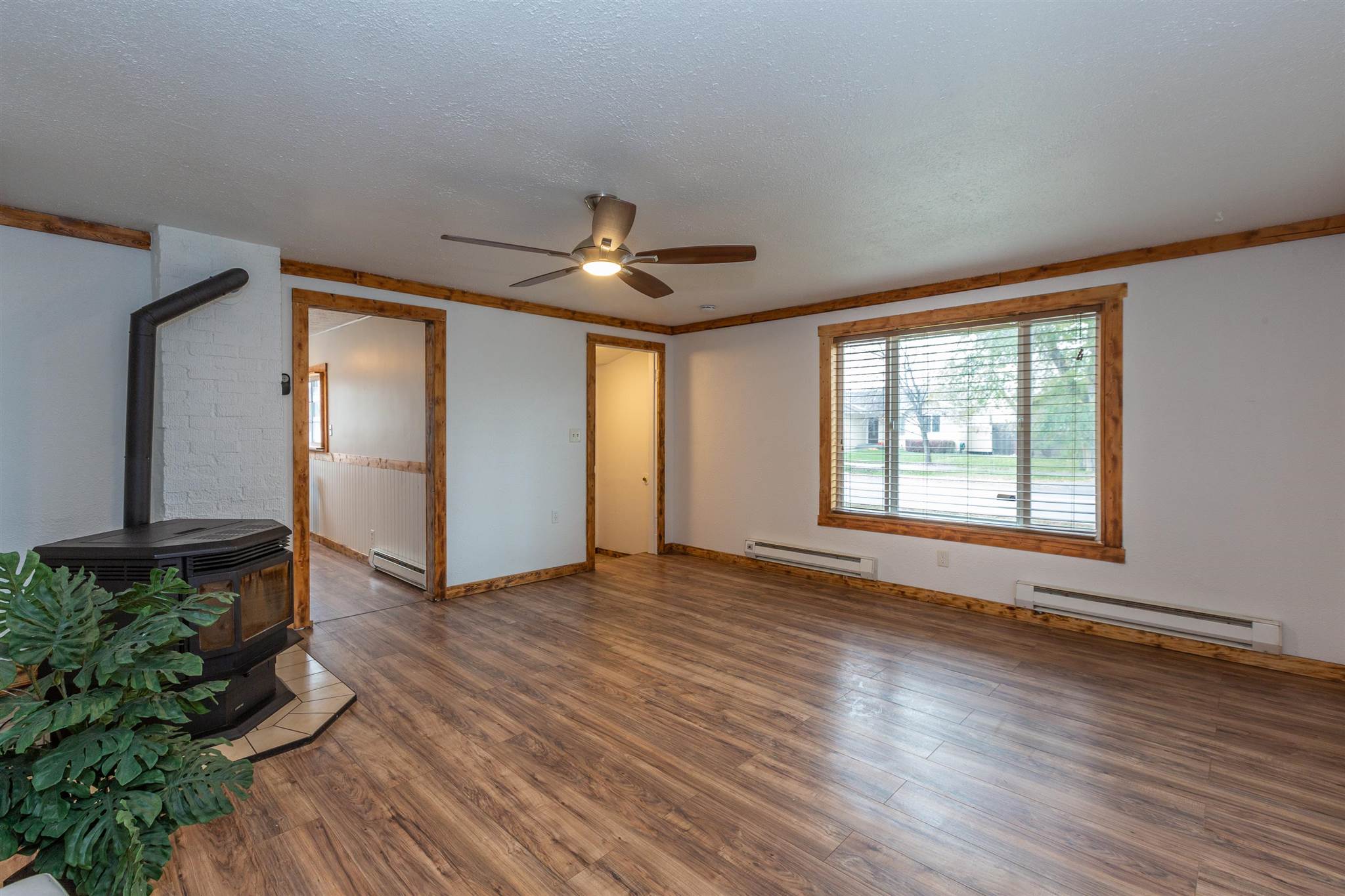 1104 North Vista Road Spokane Valley, WA 99212 - Photo 8 of 28