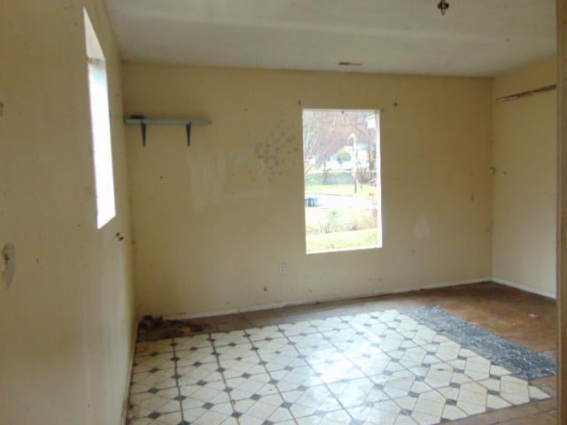 100 Meadow Creek Road Rupert, WV 25984 - Photo 12 of 20 Gallery Image 12