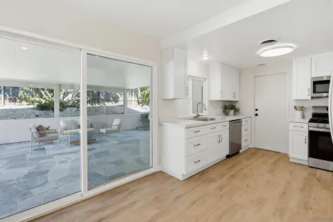 $1,295,000 | 7422 Conestoga Way, San Diego, CA 92120