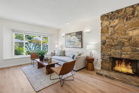 $1,295,000 | 7422 Conestoga Way, San Diego, CA 92120