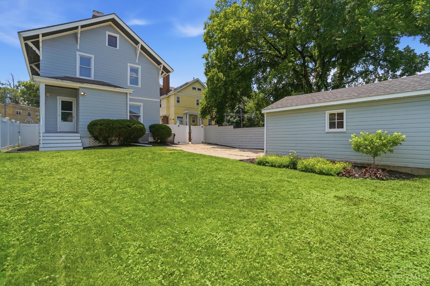 2806 Madison Road Cincinnati, OH 45209 - Photo 37 of 47