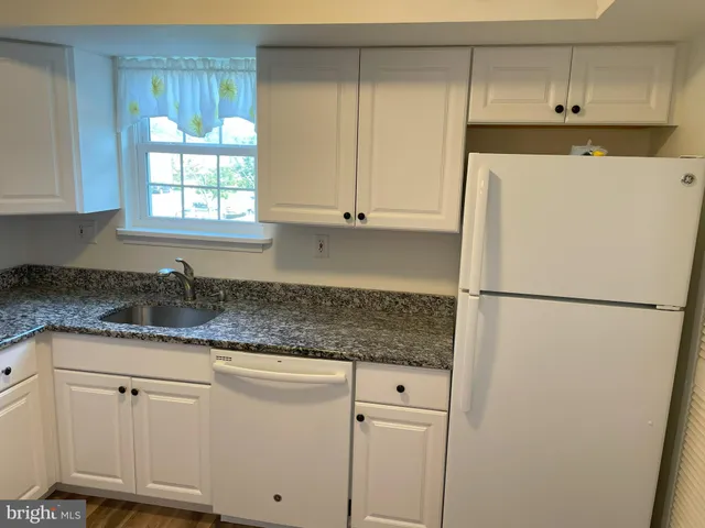 $2,300 | 4513-15 Rosemarie Drive, Bensalem, PA 19020