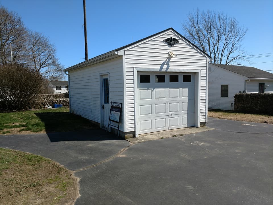 23 Tower Street Westerly, RI 02891 - Photo 6 of 16 Gallery Image 6