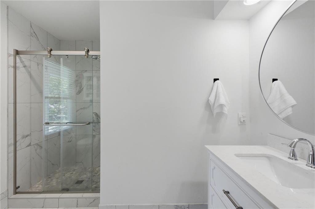 12862 Sagamore Road Leawood, KS 66209 - Photo 24 of 44