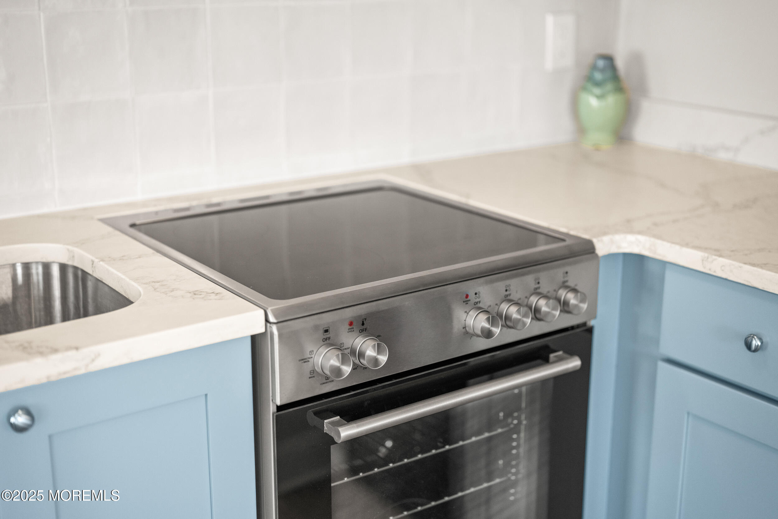 77 Main Avenue, Unit 2A Ocean Grove, NJ 07756 - Photo 6 of 71 New Stove/Oven 9/2025