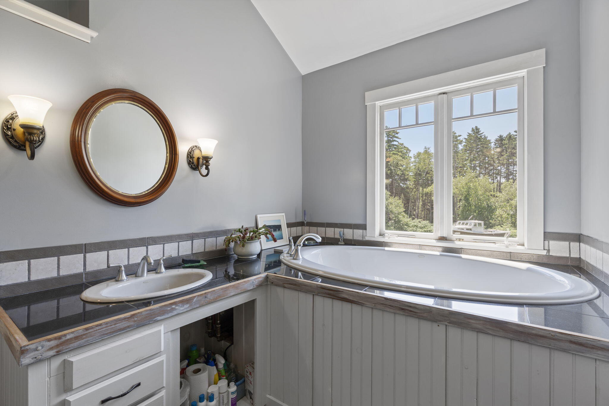 19 Littlefield Road Chebeague Island, ME 04017 - Photo 18 of 40 Primary bathroom