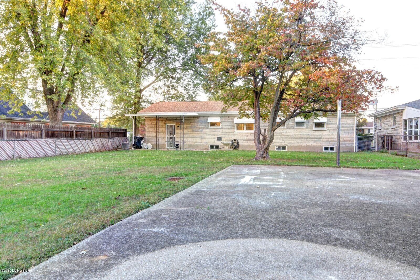 2014 Farnsley Road Louisville, KY 40216 - Photo 31 of 33 Farnsley #36