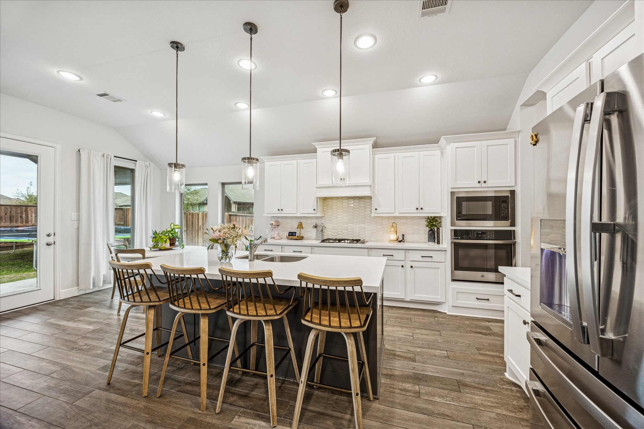 4527 Peloton Road Rosharon, TX 77583 - Photo 13 of 30