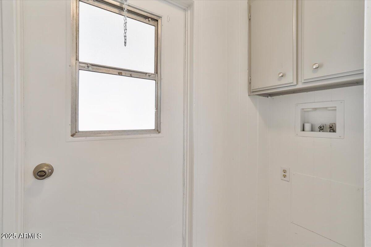 2121 North Center Street, Unit 184 Mesa, AZ 85201 - Photo 19 of 36 Laundry