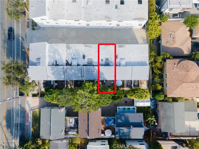 a view of a bird bath