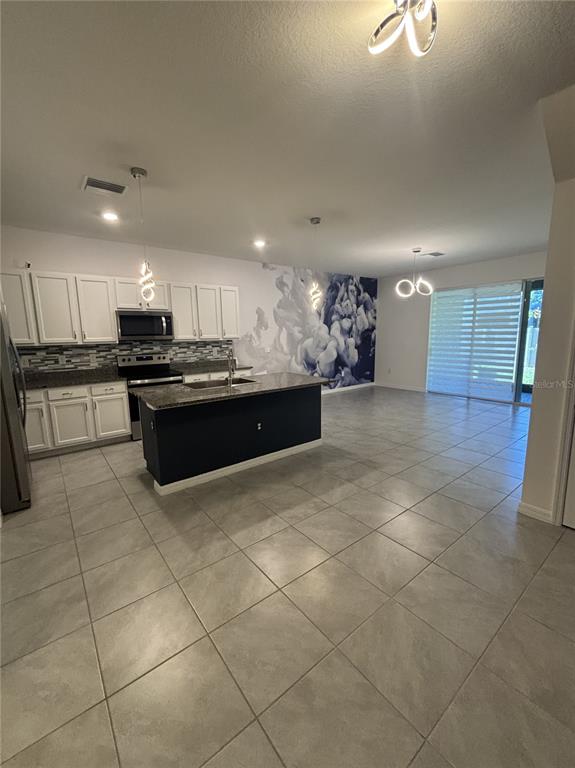 1604 Hubbell Road Wesley Chapel, FL 33543 - Photo 14 of 44