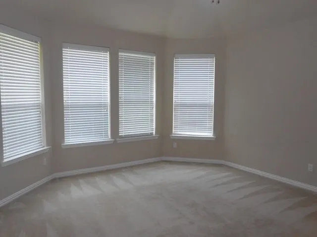 $2,650 | 11 Vershire Circle, Magnolia, TX 77354