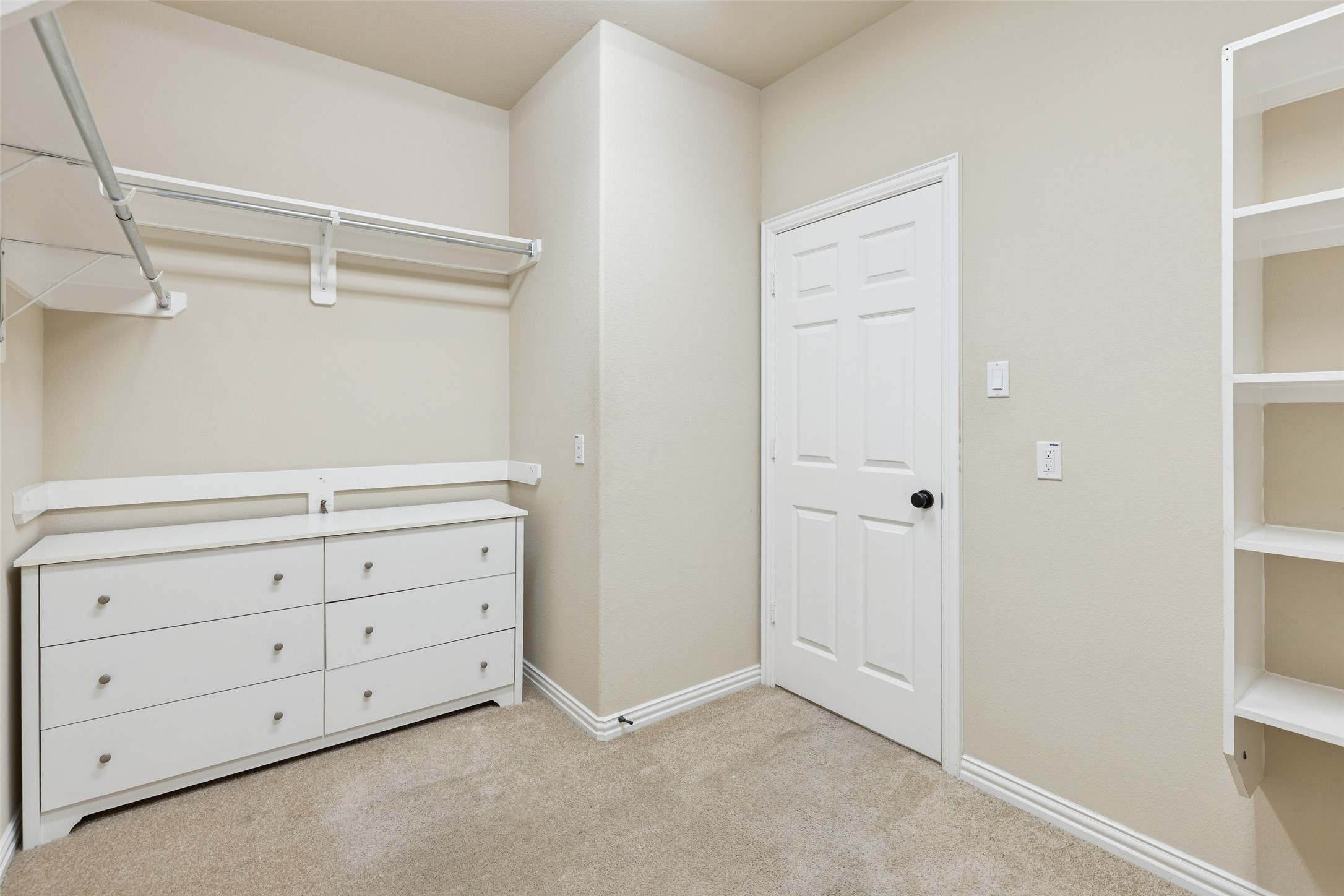 11 Vershire Circle Magnolia, TX 77354 - Photo 22 of 44 a view of an empty walk in closet