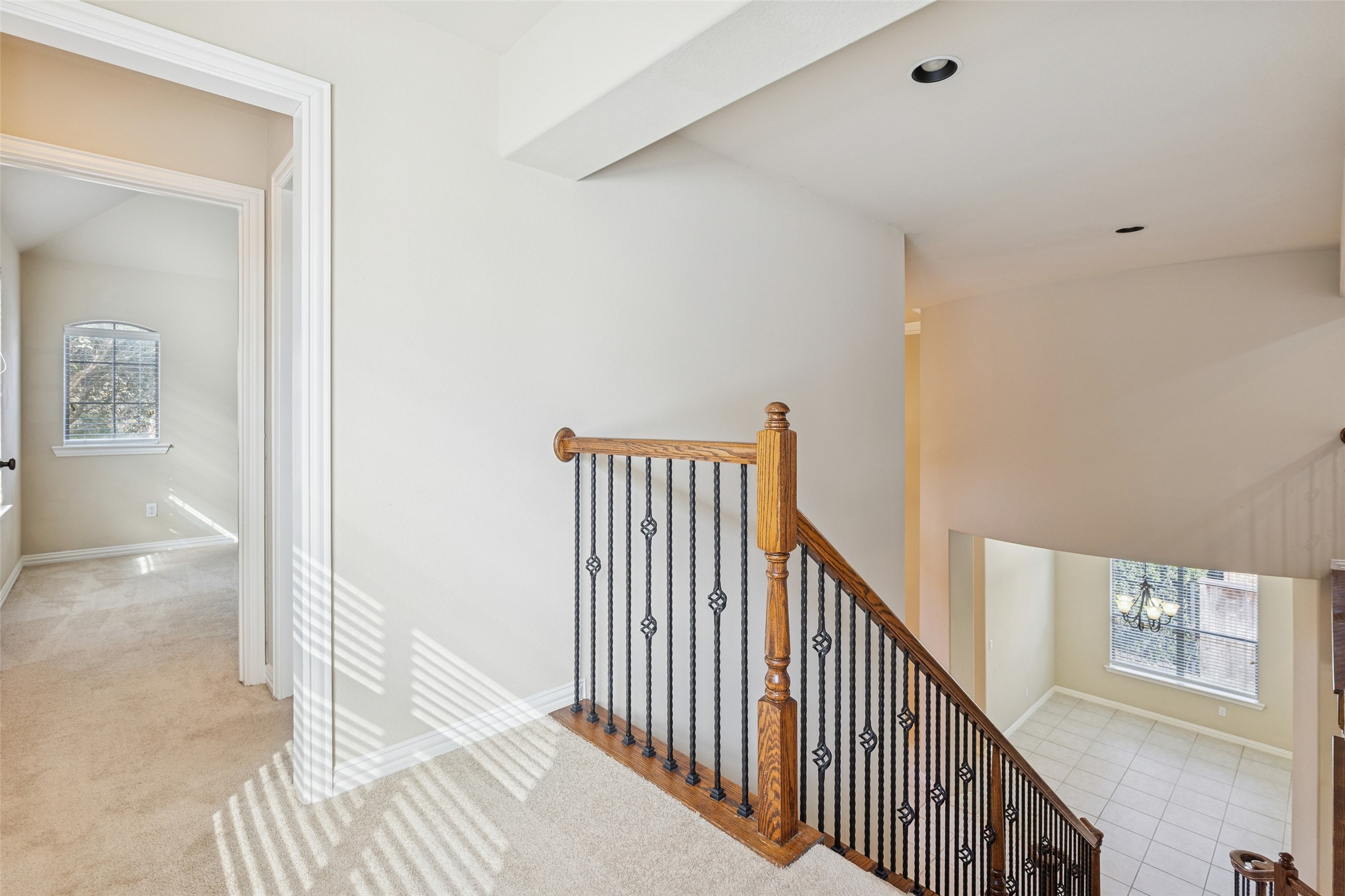 11 Vershire Circle Magnolia, TX 77354 - Photo 26 of 44 a view of a hallway with windows