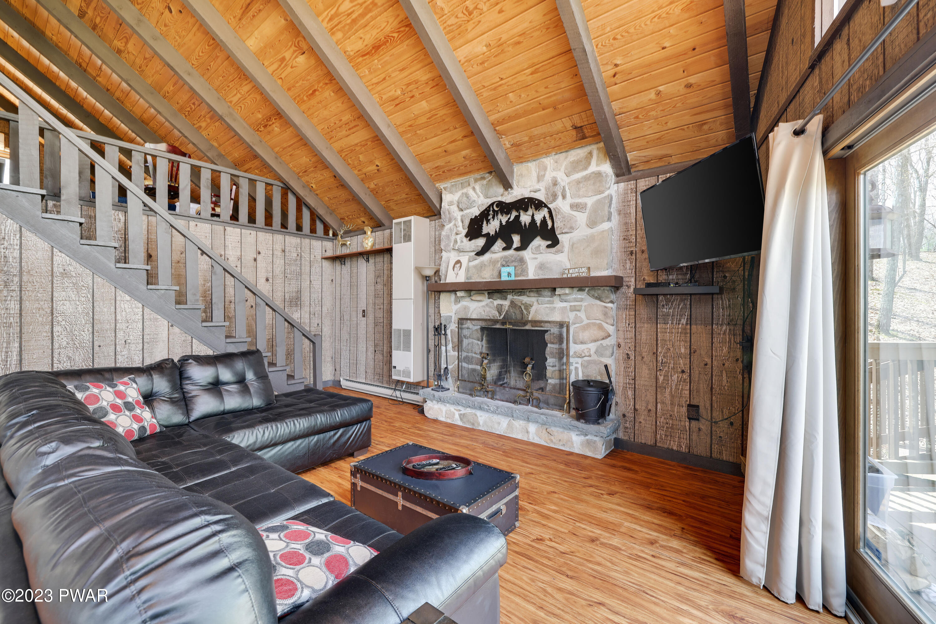 135 Bear Trap Mountain Road Greentown, PA 18426 - Photo 7 of 45 RBPH9465