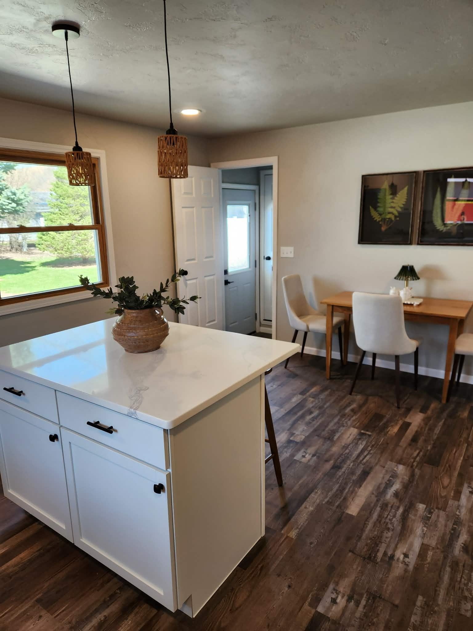 319 South Midpark Drive Appleton, WI 54915 - Photo 5 of 13