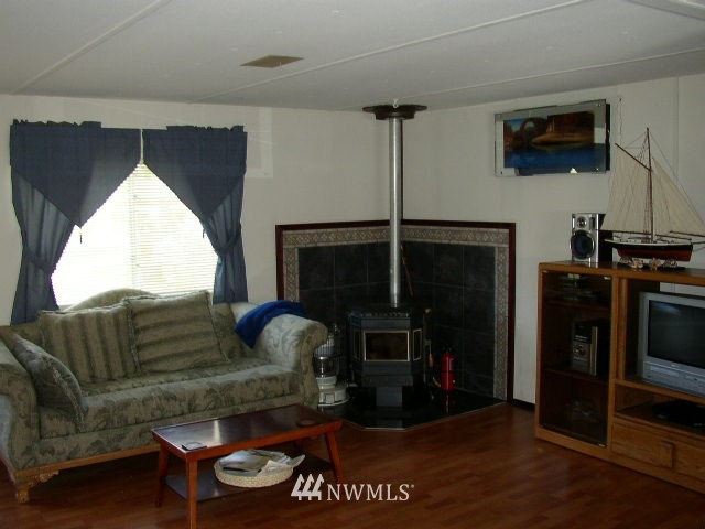 12825 East Macs Loop Road Granite Falls, WA 98252 - Photo 3 of 12 Gallery Image 3