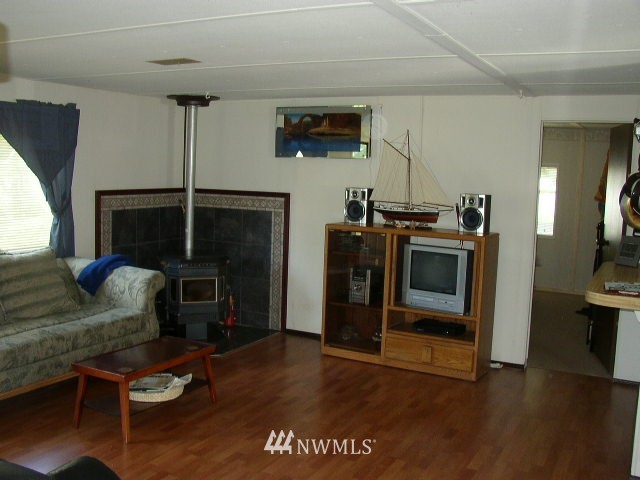 12825 East Macs Loop Road Granite Falls, WA 98252 - Photo 4 of 12 Gallery Image 4