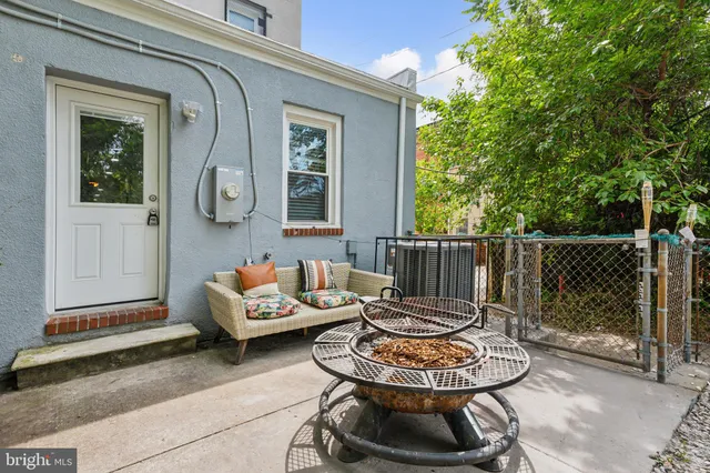 $439,900 | 202 East Lafayette Avenue, Baltimore, MD 21202