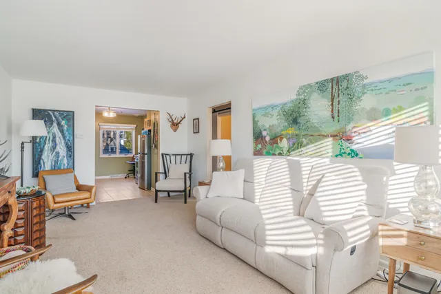 $183,900 | 304 Center Avenue, Unit 1, Sheboygan, WI 53081