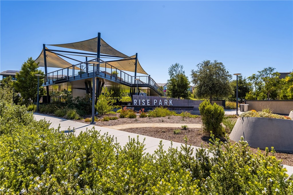 186 Terrapin Irvine, CA 92618 - Photo 32 of 39 a view of a house with backyard and sitting area