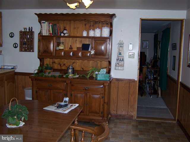 857 Roundtop Road Middletown, PA 17057 - Photo 8 of 9 Gallery Image 8