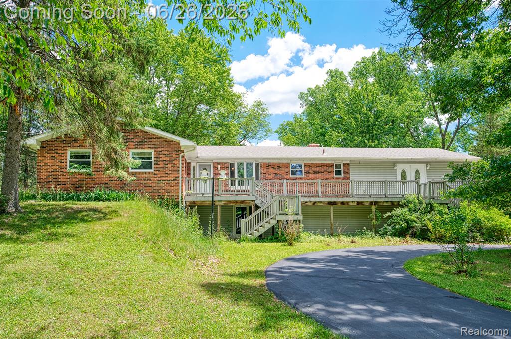 4200 Angels Pass Pinckney, MI 48169 - Photo 2 of 76