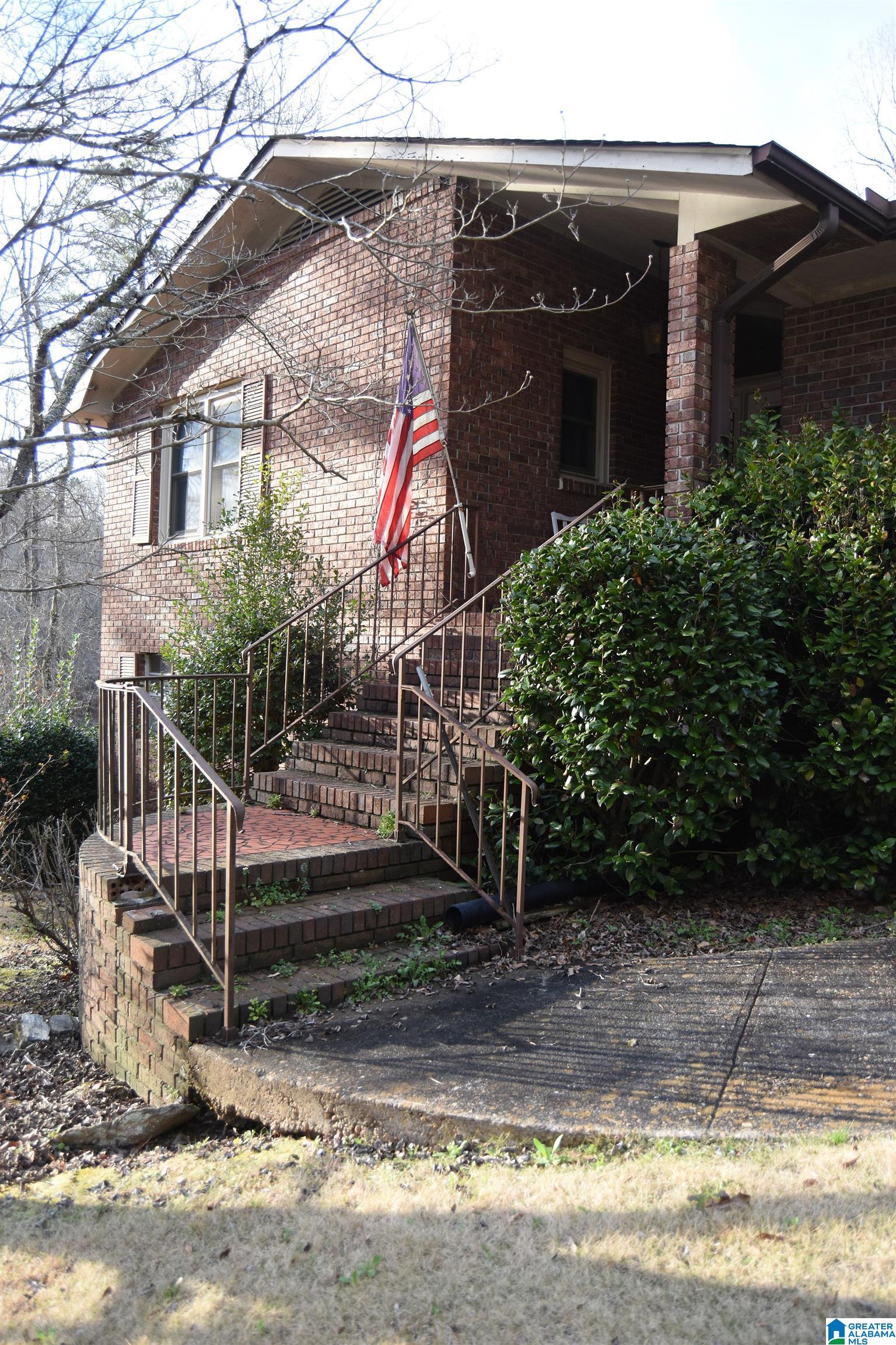 224 Howle Street Heflin, AL 36264 - Photo 3 of 47