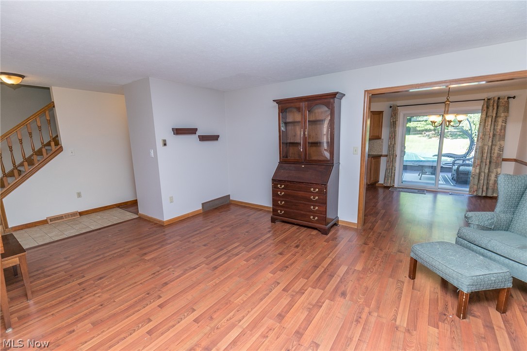 7588 Ridge Road Cleveland, OH 44129 - Photo 7 of 35 Gallery Image 7
