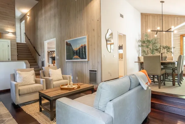 $1,995,000 | 274 Silver Tip Lane, Unit 17, Mammoth Lakes, CA 93546