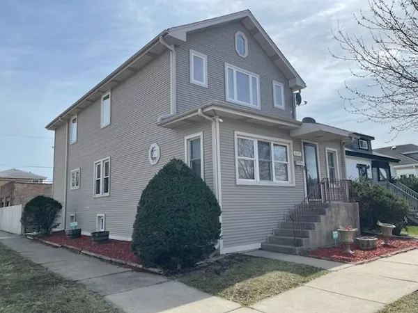 $499,000 | 2247 73rd Avenue, Elmwood Park, IL 60707