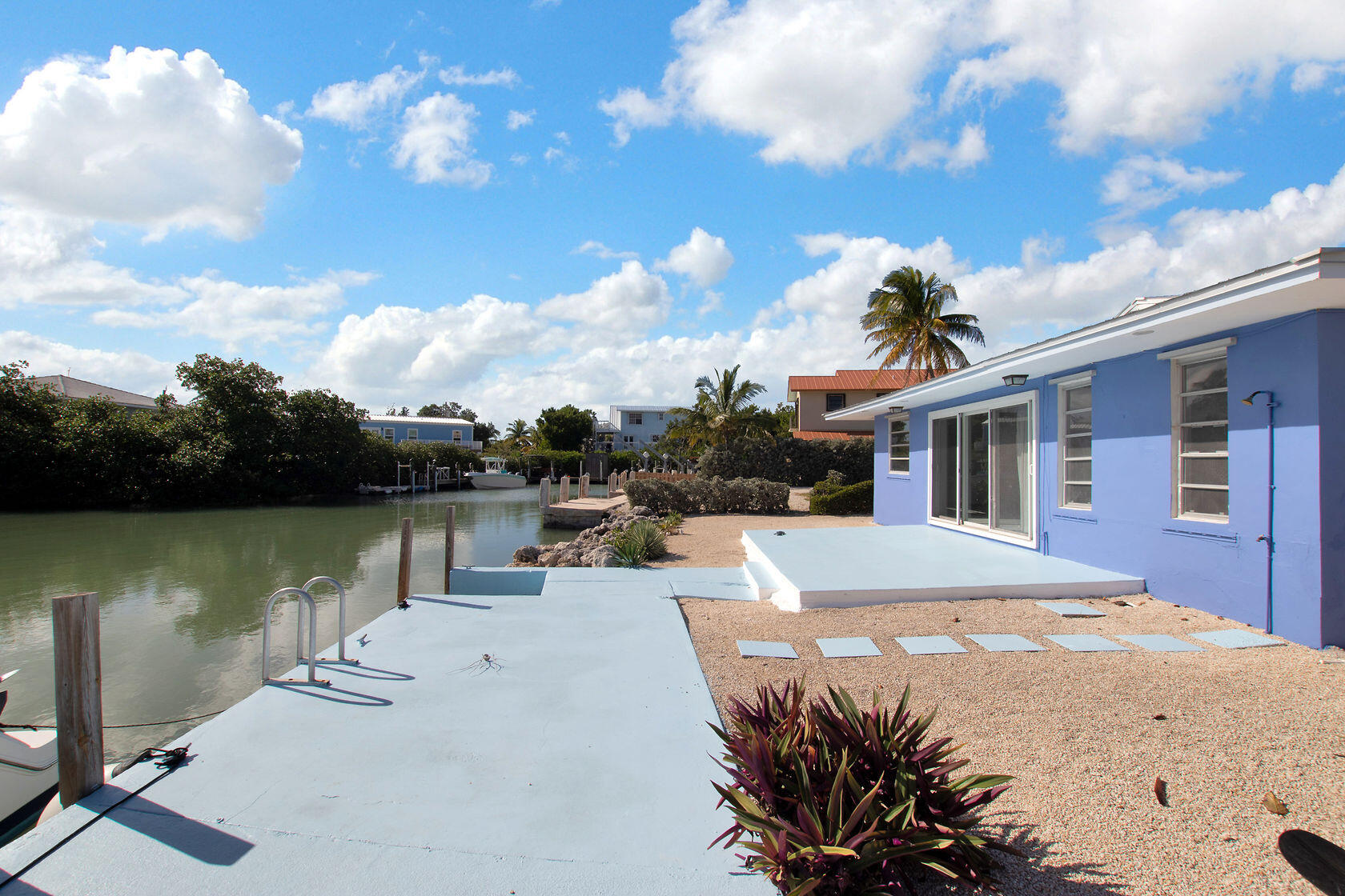 61 Sombrero Beach Road Marathon, FL 33050 - Photo 5 of 49 Backyard View