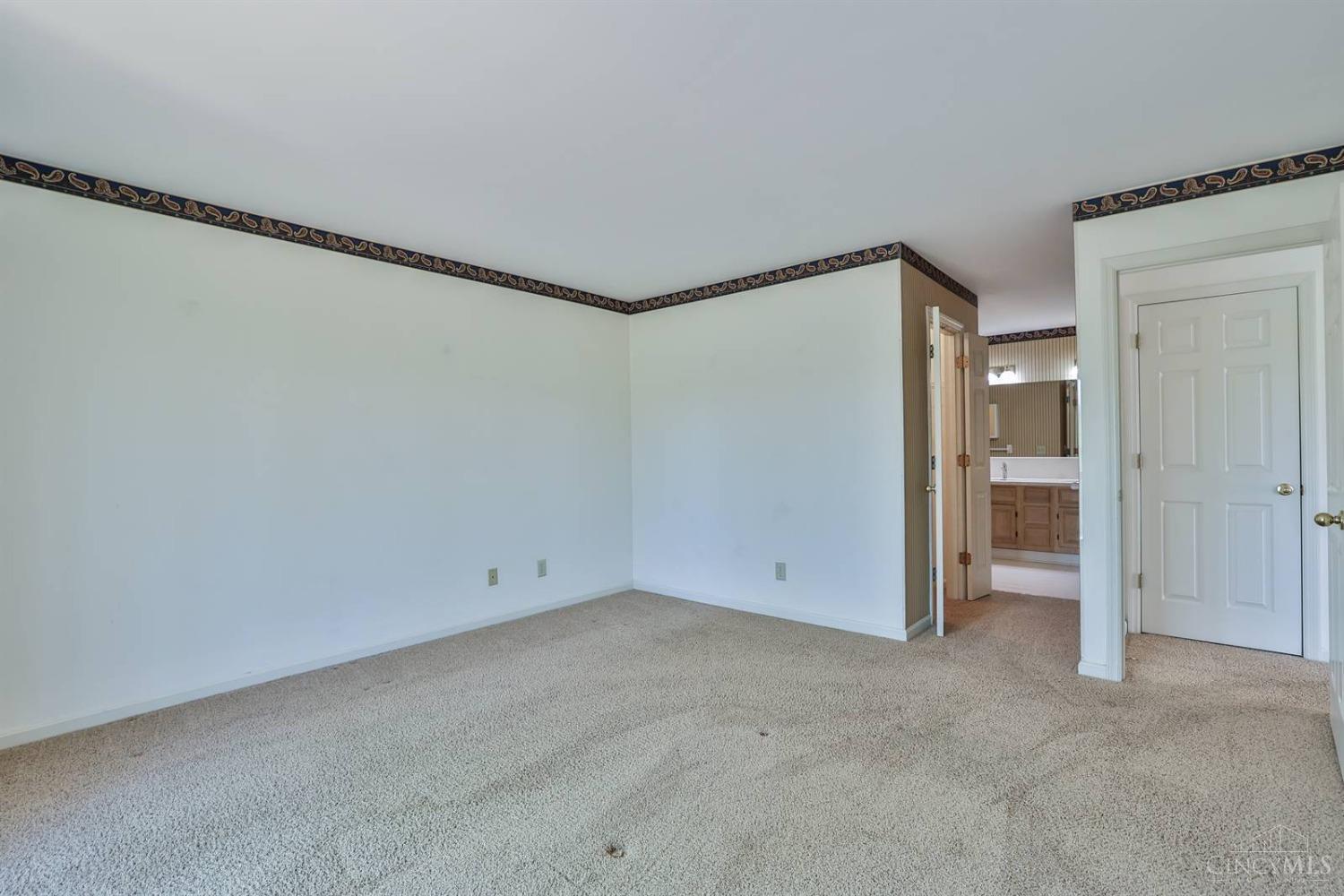 8232 Riversedge Circle Maineville, OH 45039 - Photo 15 of 42 Gallery Image 15