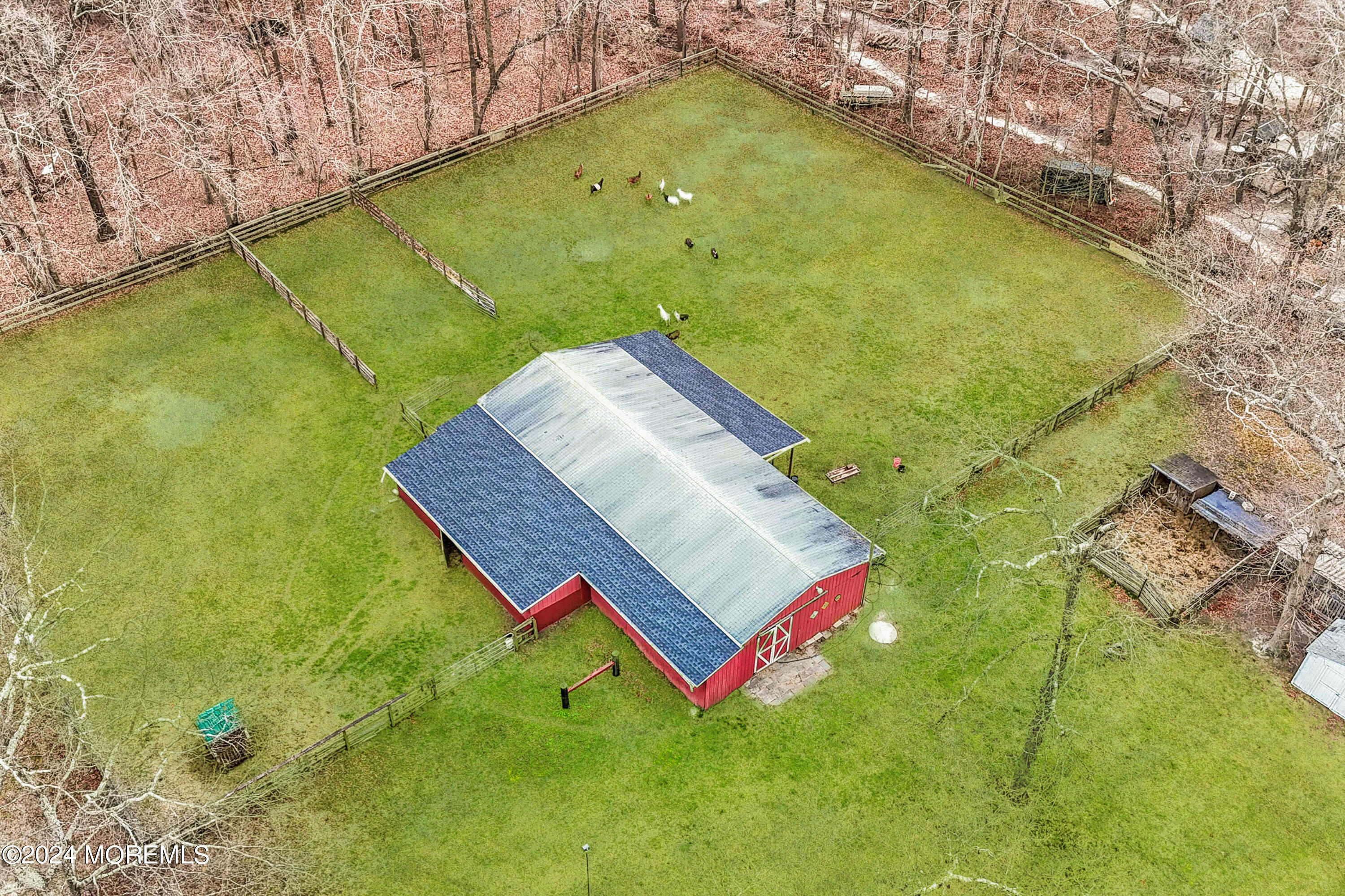 112 Porter Road Howell, NJ 07731 - Photo 28 of 39