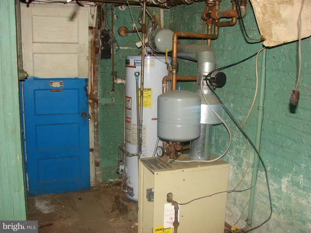 $460,000 | 415 Farragut Street Northwest, Washington, DC 20011