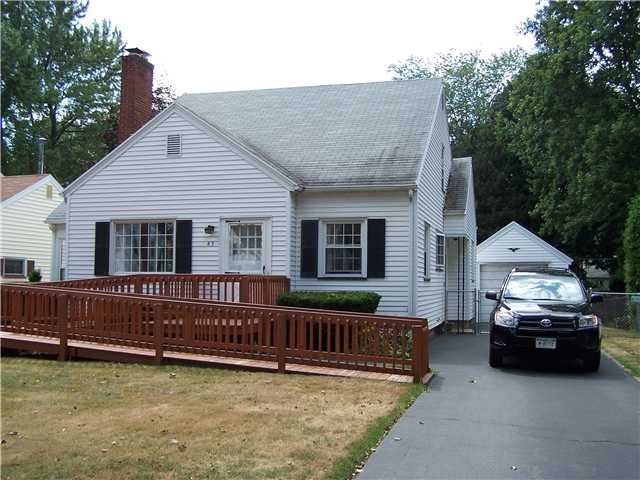43 Doris Road Irondequoit, NY 14622 - Photo 1 of 1 Exterior Front