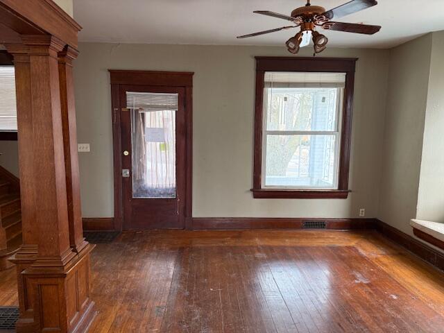 1519 Taylor Avenue Racine, WI 53403 - Photo 9 of 32 IMG_8142