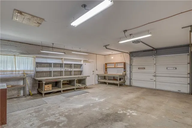 $135,000 | 1124 West 2nd Street, Pittsburg, KS 66762