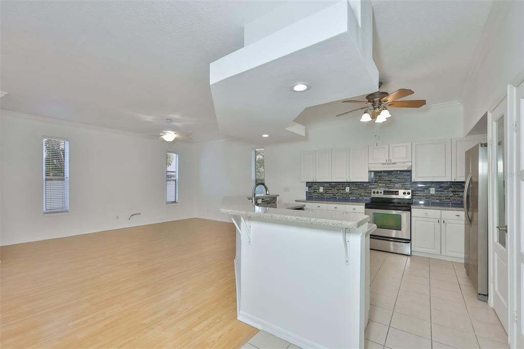 3161 Meta Court Largo, FL 33771 - Photo 3 of 28