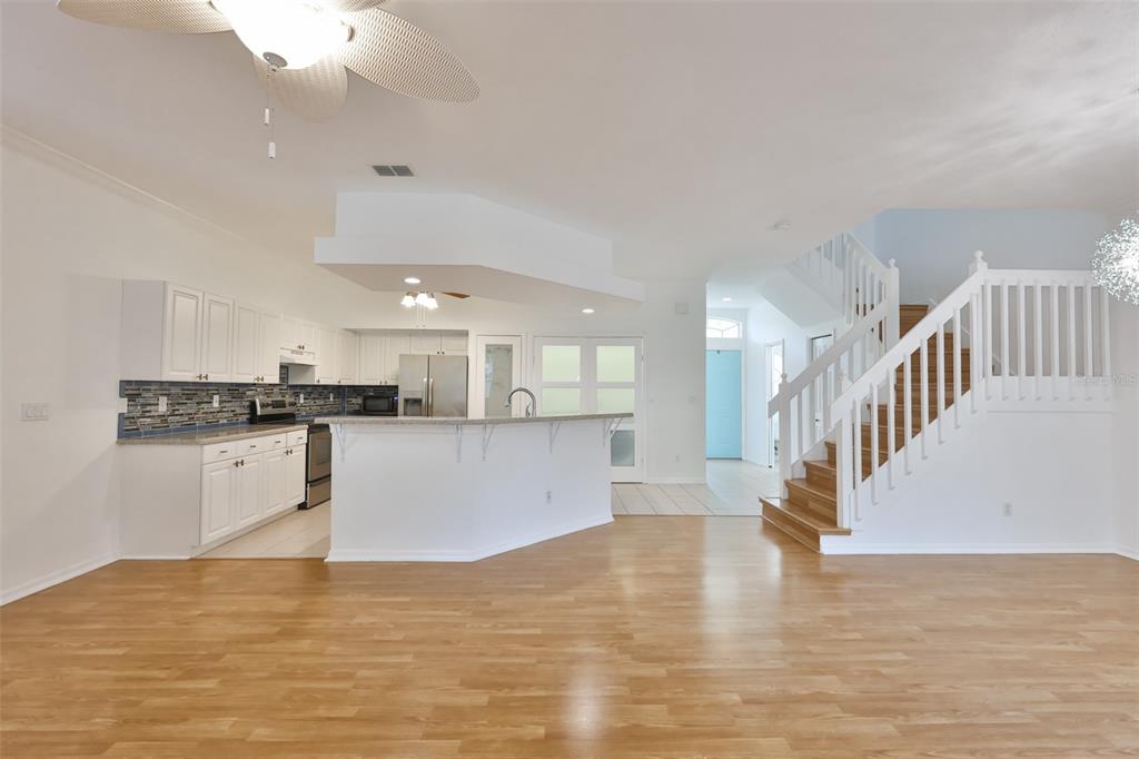3161 Meta Court Largo, FL 33771 - Photo 6 of 28