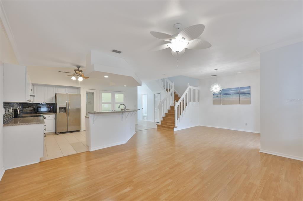 3161 Meta Court Largo, FL 33771 - Photo 7 of 28