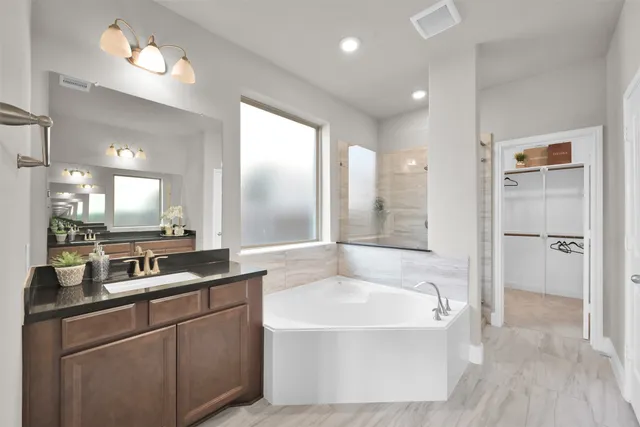 $3,500 | 19419 Canter Field Court, Tomball, TX 77377