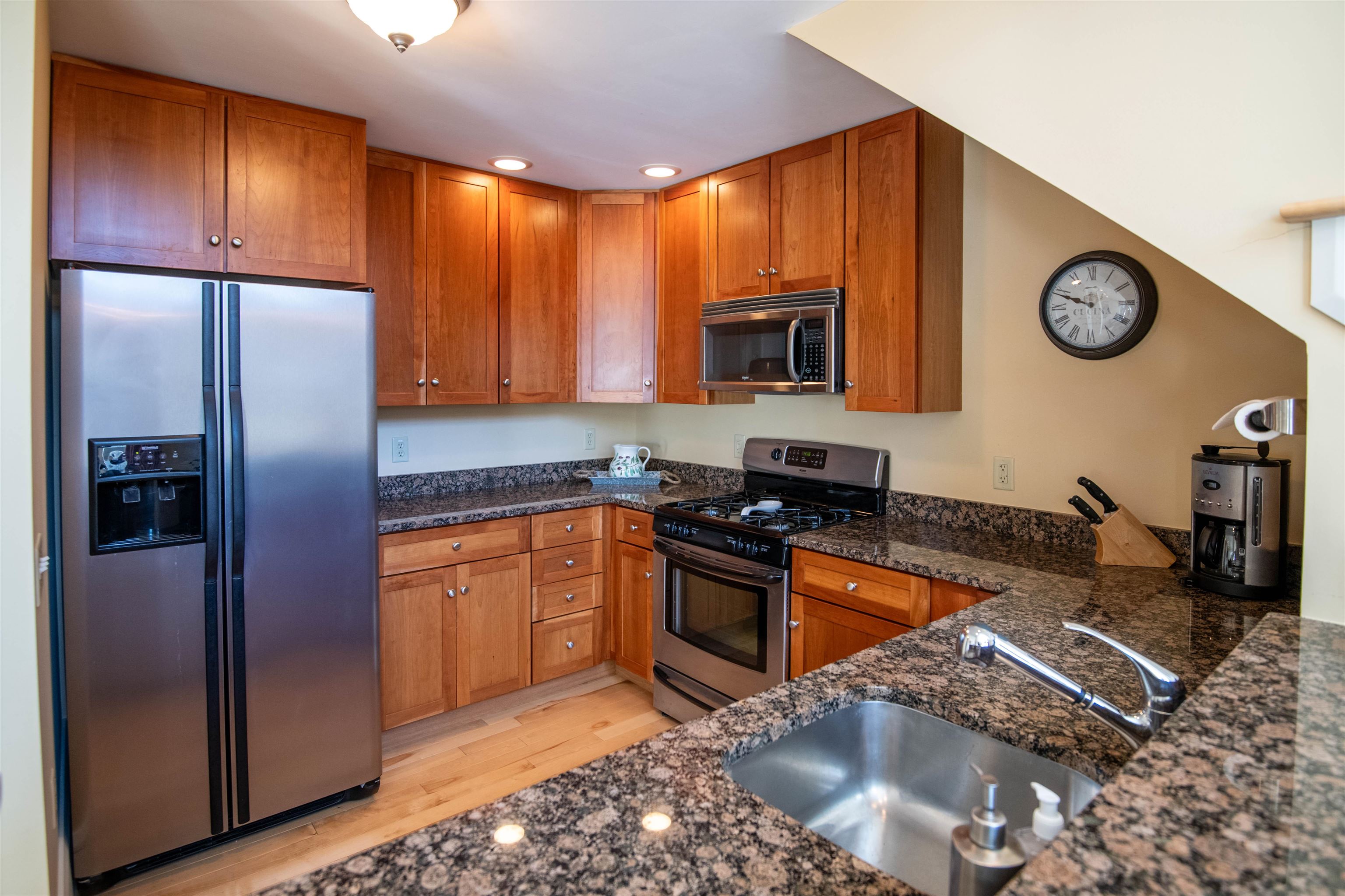 98 Spaulding Road, Unit H4 Cavendish, VT 05153 - Photo 7 of 38