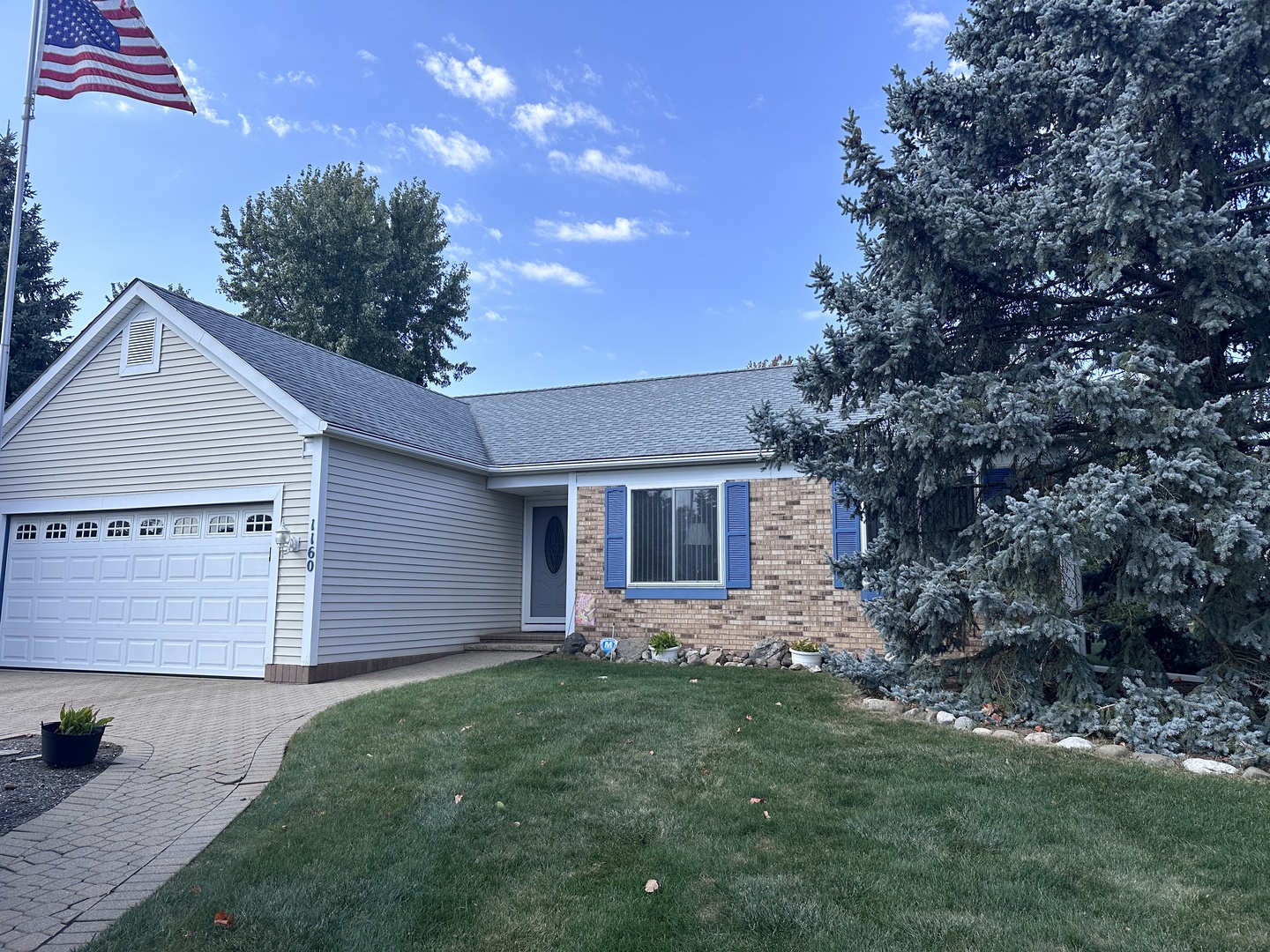 1160 Stonegate Road Algonquin, IL 60102 - Photo 1 of 9 Gallery Image 1