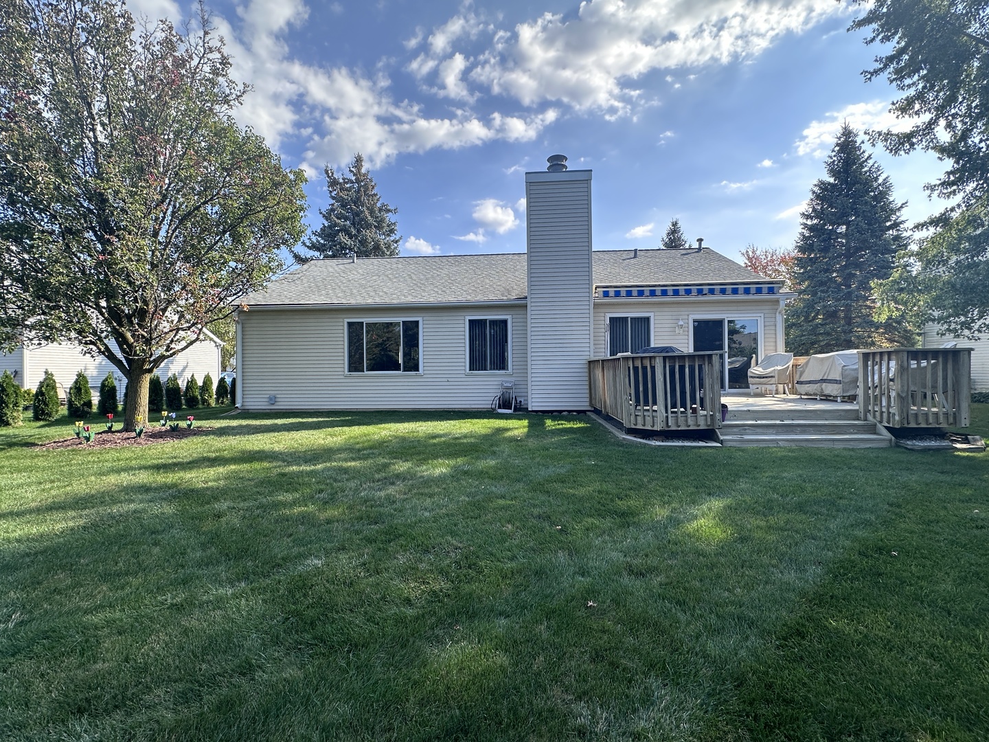 1160 Stonegate Road Algonquin, IL 60102 - Photo 6 of 9 Gallery Image 6