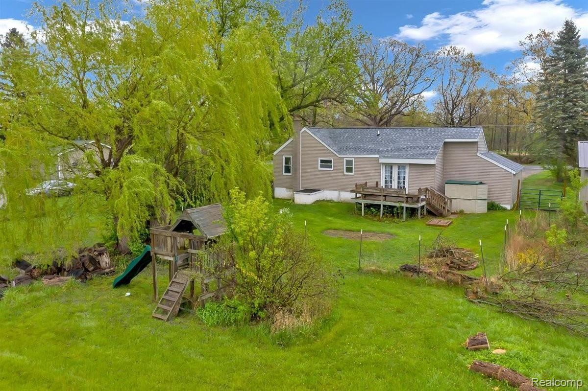 4280 South Vassar Road Burton, MI 48519 - Photo 16 of 18 06-DJI_0779.jpg