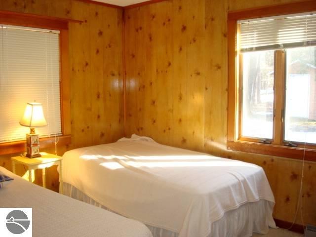 8927 Skegemog Point Road Williamsburg, MI 49690 - Photo 20 of 25 1733642-19.JPG